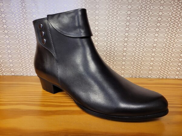 STEFANY 186 NOIR DE RLC